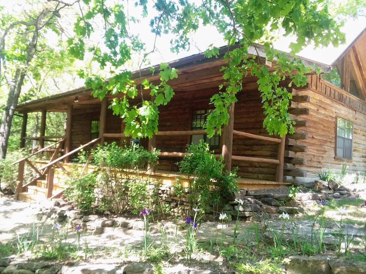 Cherokee Mountain Log Cabins Eureka Springs Eksteriør bilde