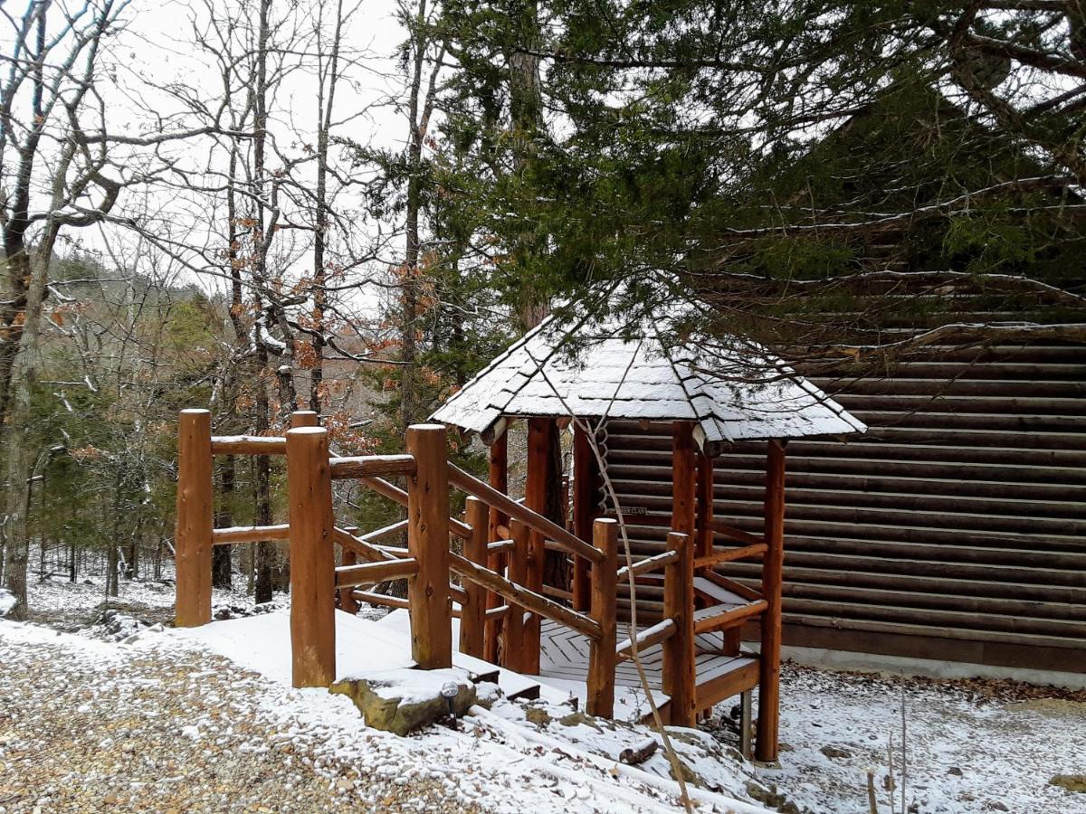 Cherokee Mountain Log Cabins Eureka Springs Eksteriør bilde