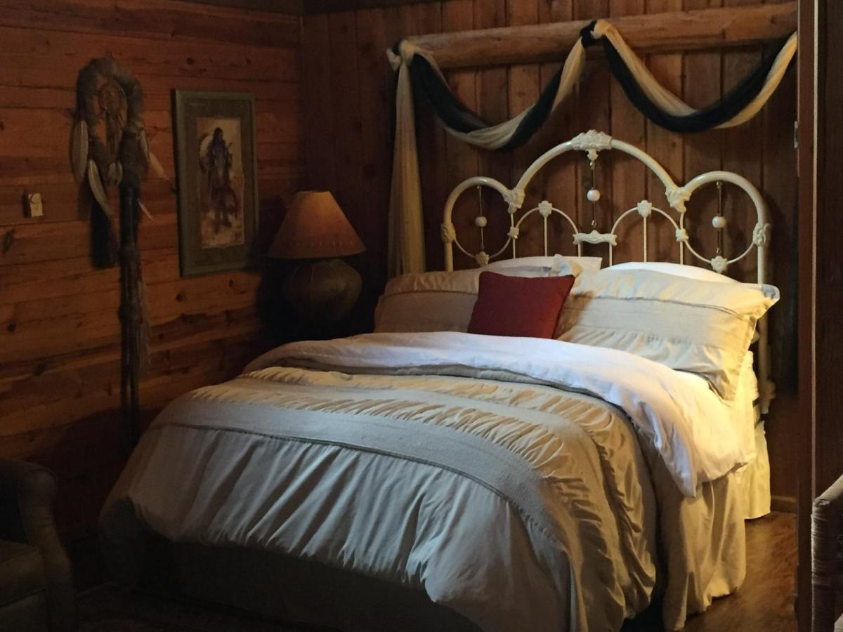 Cherokee Mountain Log Cabins Eureka Springs Eksteriør bilde