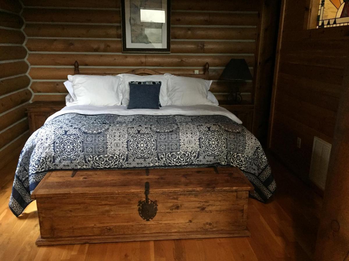 Cherokee Mountain Log Cabins Eureka Springs Eksteriør bilde